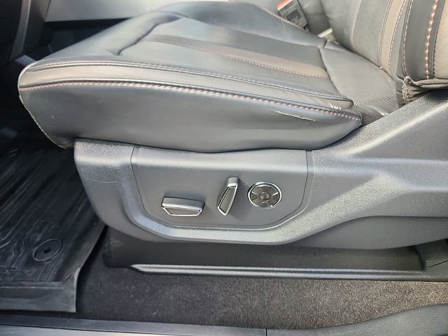 Certified 2022 Ford F350 Platinum w/ Snow Plow Prep Package image 23