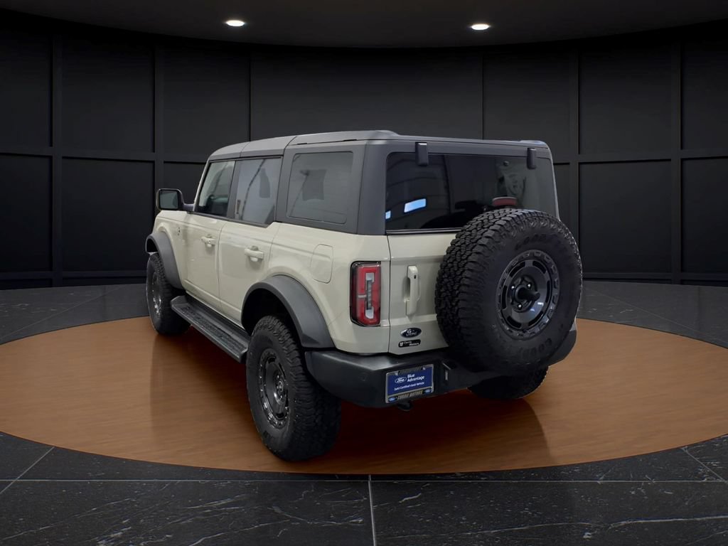 Certified 2025 Ford Bronco Outer Banks w/ Sasquatch Package AWD/4WD image 4