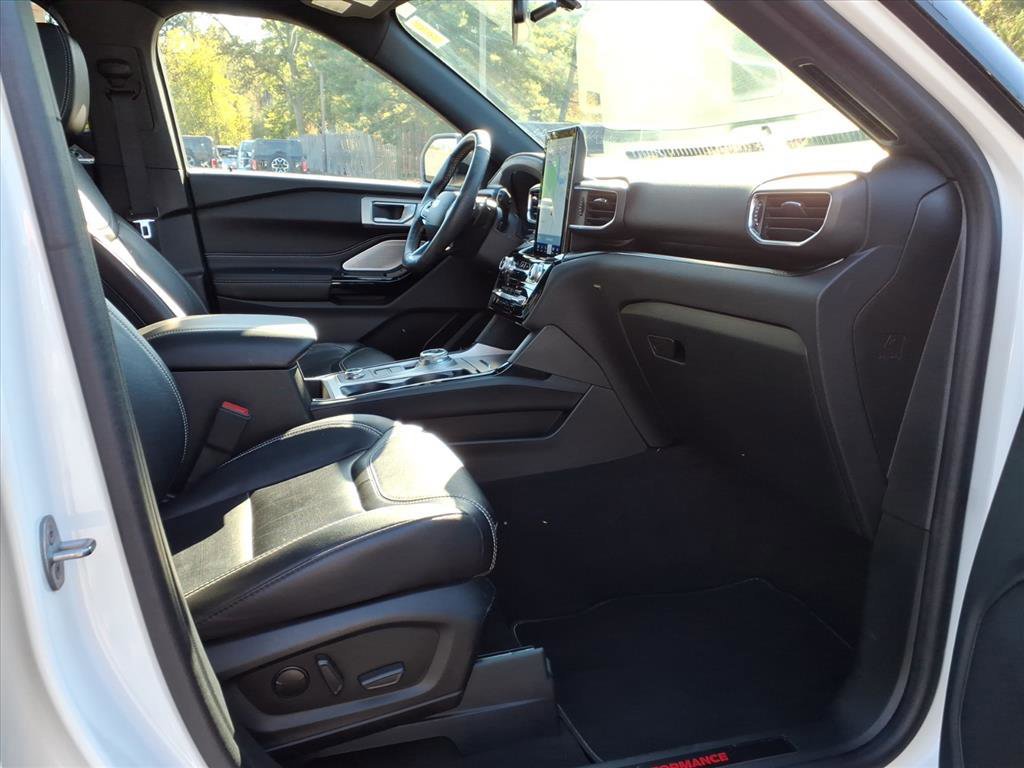 Certified 2022 Ford Explorer ST w/ Equipment Group 401A image 15