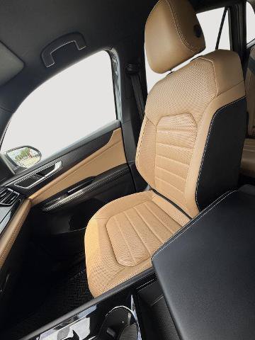 Used 2024 Volkswagen Atlas Cross Sport SEL AWD/4WD image 17