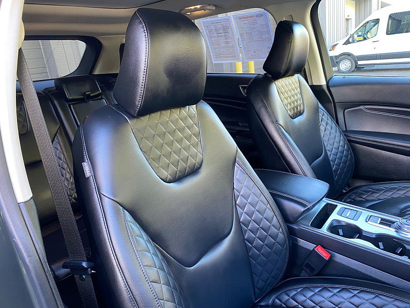Certified 2023 Ford Edge Titanium AWD/4WD image 30
