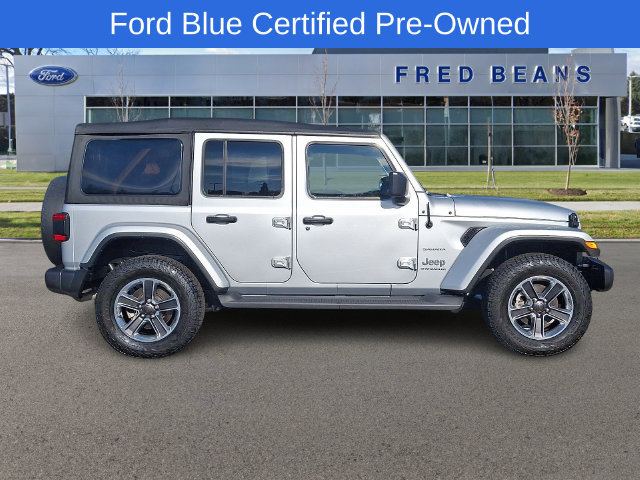 Used 2023 Jeep Wrangler Unlimited Sahara w/ LED Lighting Group AWD/4WD image 9