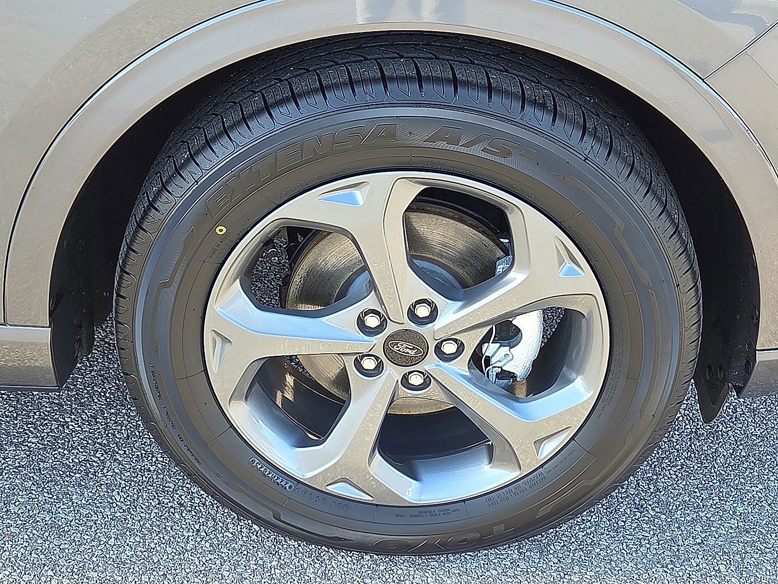 Certified 2024 Ford Escape ST-Line image 7