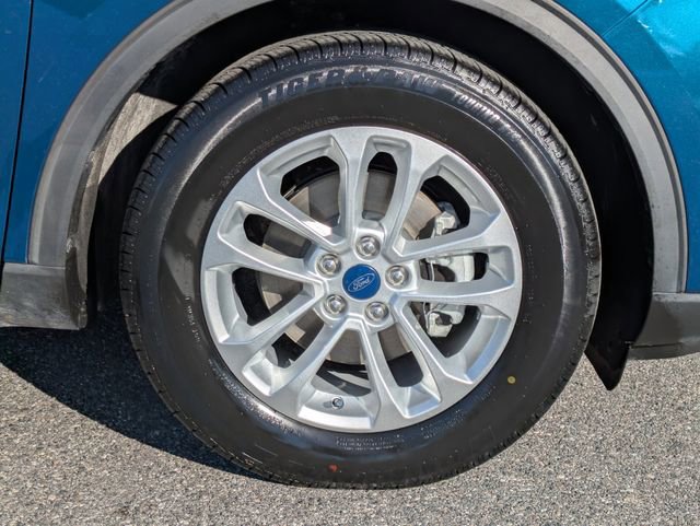 Certified 2020 Ford Escape SE image 11