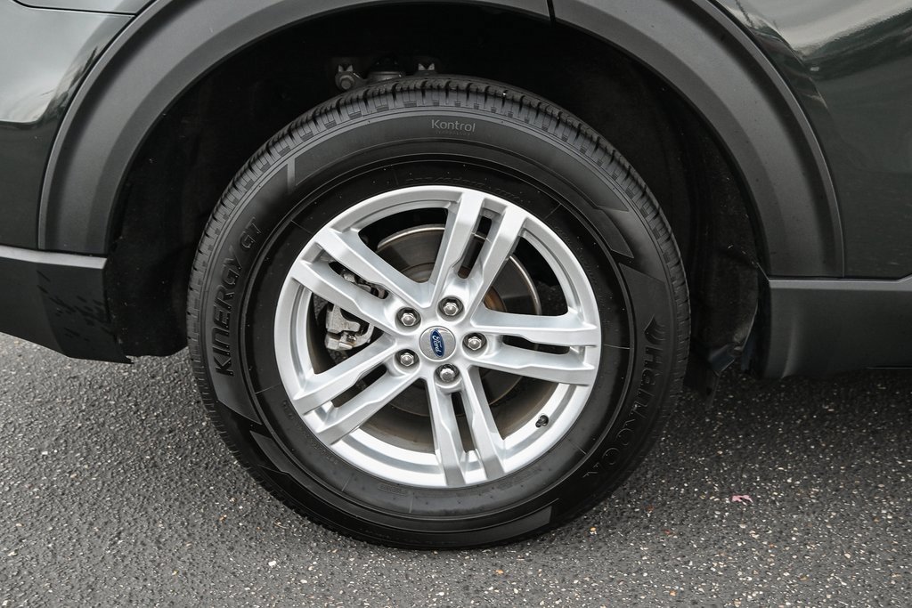 Certified 2023 Ford Explorer XLT w/ Equipment Group 202A image 14