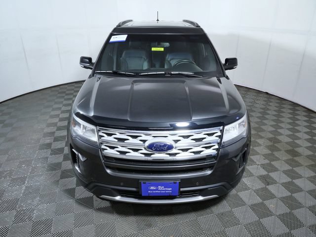 Certified 2018 Ford Explorer XLT w/ Equipment Group 202A AWD/4WD image 3