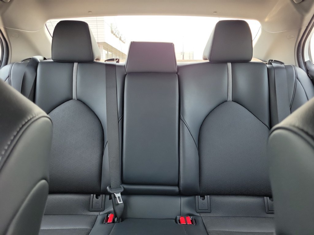 Used 2023 Toyota Camry XSE w/ Cold Weather Package FWD image 18