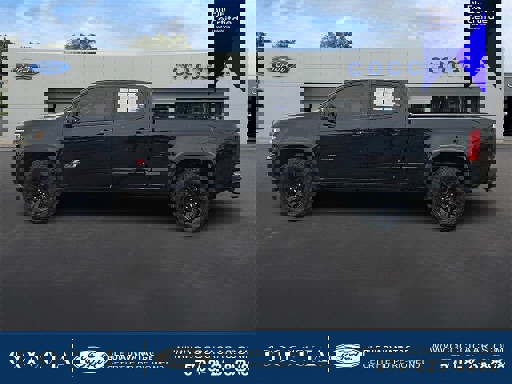 Used 2019 Chevrolet Colorado Z71 w/ Z71 Midnight Edition image 2