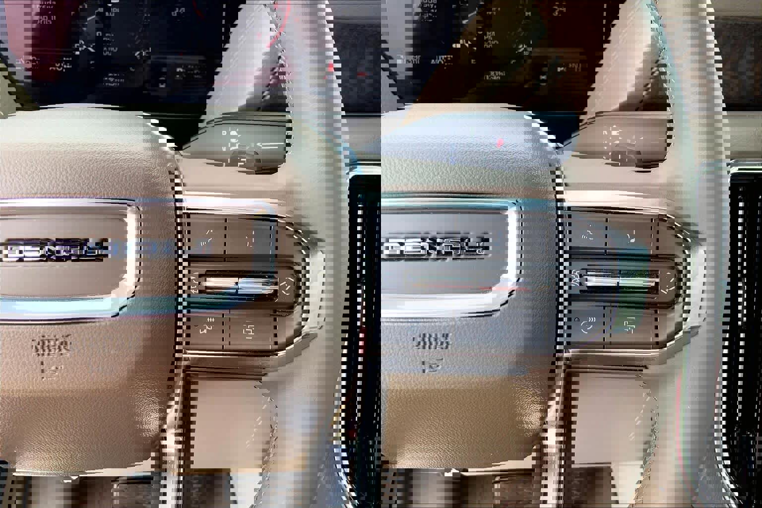 Used 2025 GMC Yukon XL Denali w/ LPO, Floor Liner Package image 25