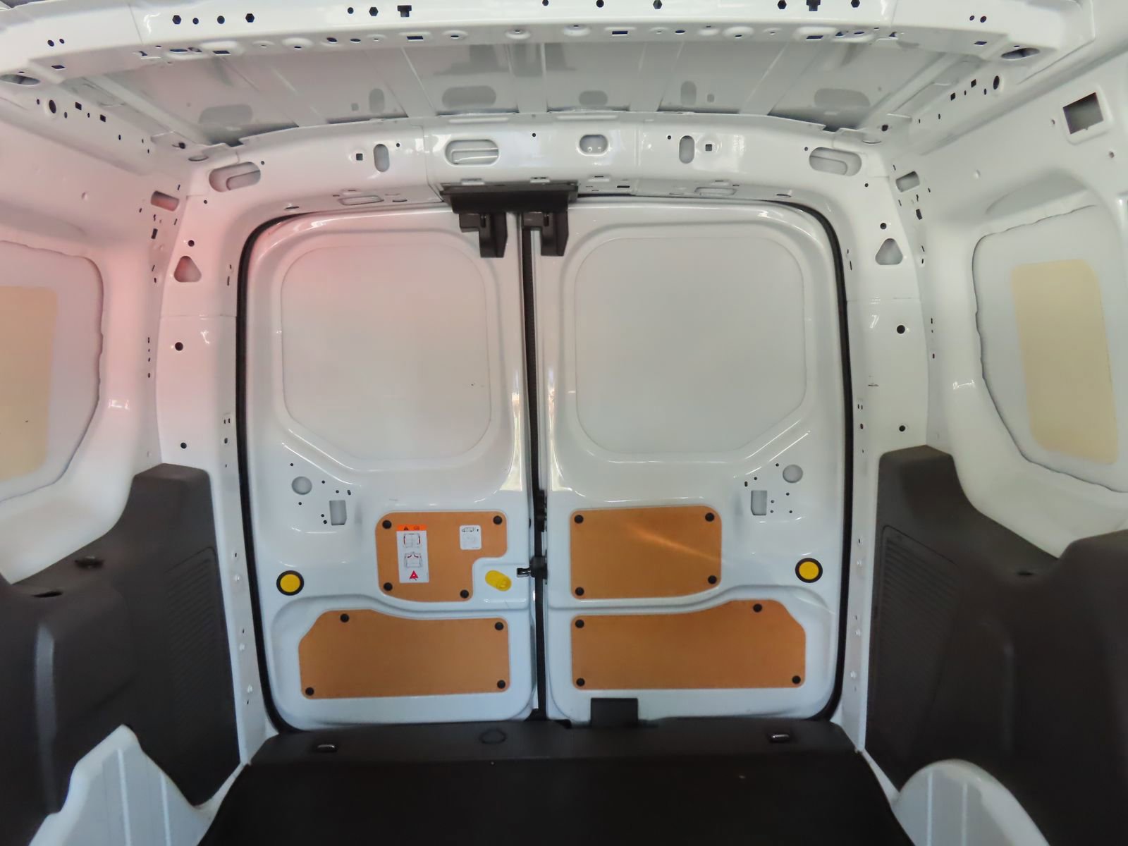 Certified 2020 Ford Transit Connect XL image 29