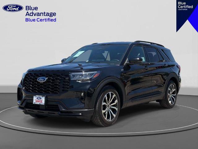 Certified 2025 Ford Explorer ST-Line RWD image 1