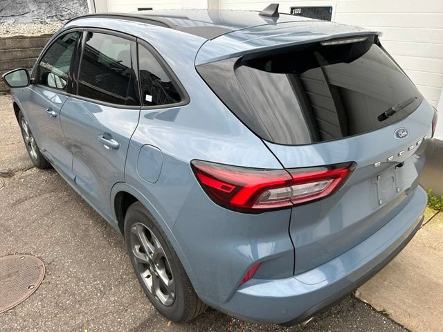 Certified 2024 Ford Escape ST-Line w/ Tech Pack #1 FWD image 4