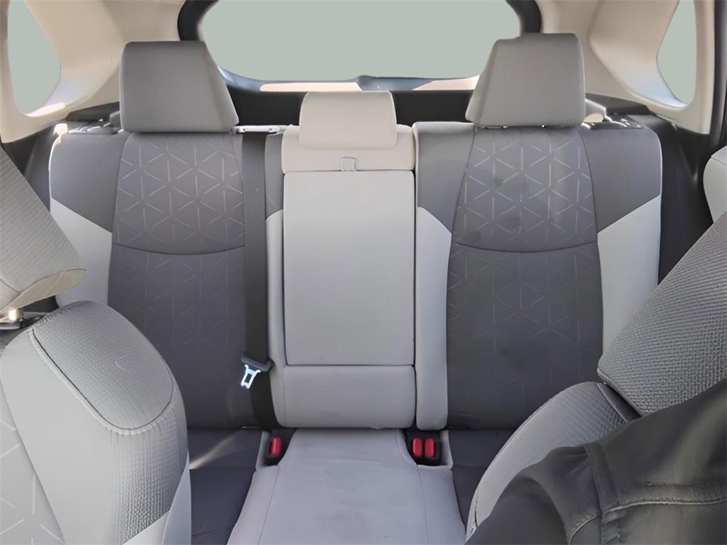 Used 2019 Toyota RAV4 XLE image 34