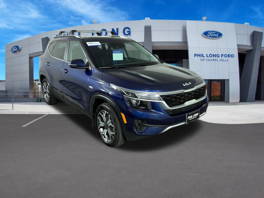 Used 2023 Kia Seltos EX AWD/4WD image 7