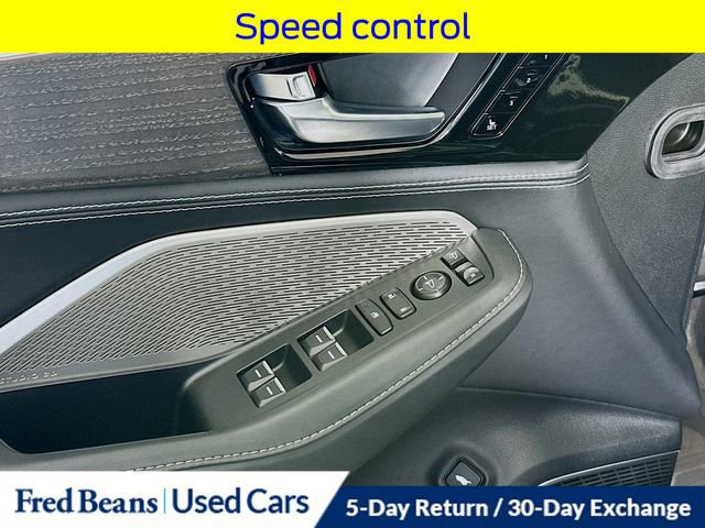 Used 2023 Acura MDX SH-AWD w/ Advance Package image 22