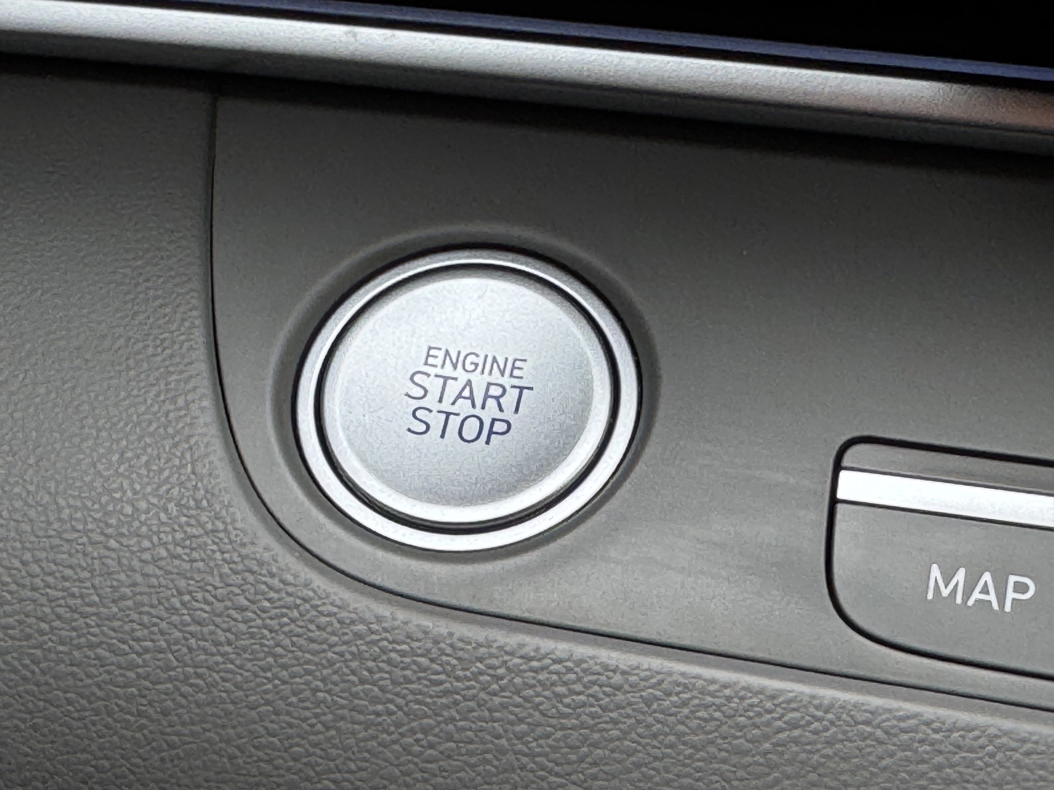 Used 2024 Hyundai Elantra SEL w/ Convenience Package image 20