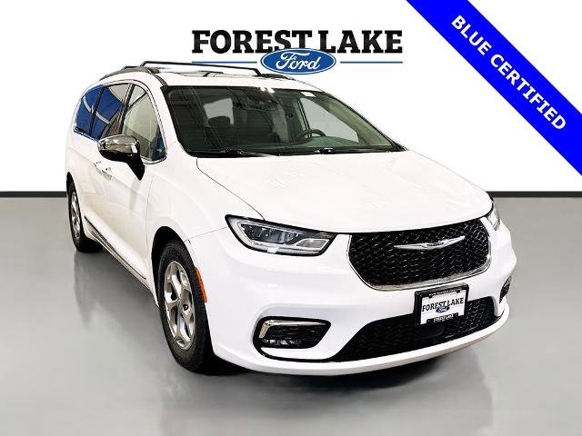 Used 2023 Chrysler Pacifica Limited FWD image 1