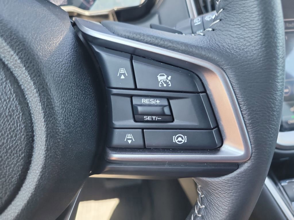 Used 2025 Subaru Outback Premium image 27