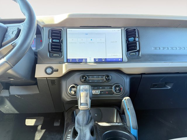 Certified 2024 Ford Bronco Wildtrak AWD/4WD image 15