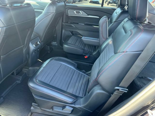 Certified 2025 Ford Explorer ST-Line w/ Premium Package AWD/4WD image 14