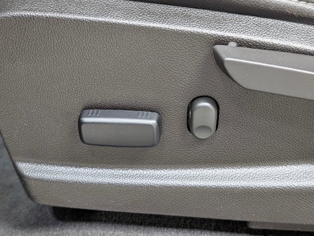 Used 2022 Chevrolet Colorado Z71 image 20