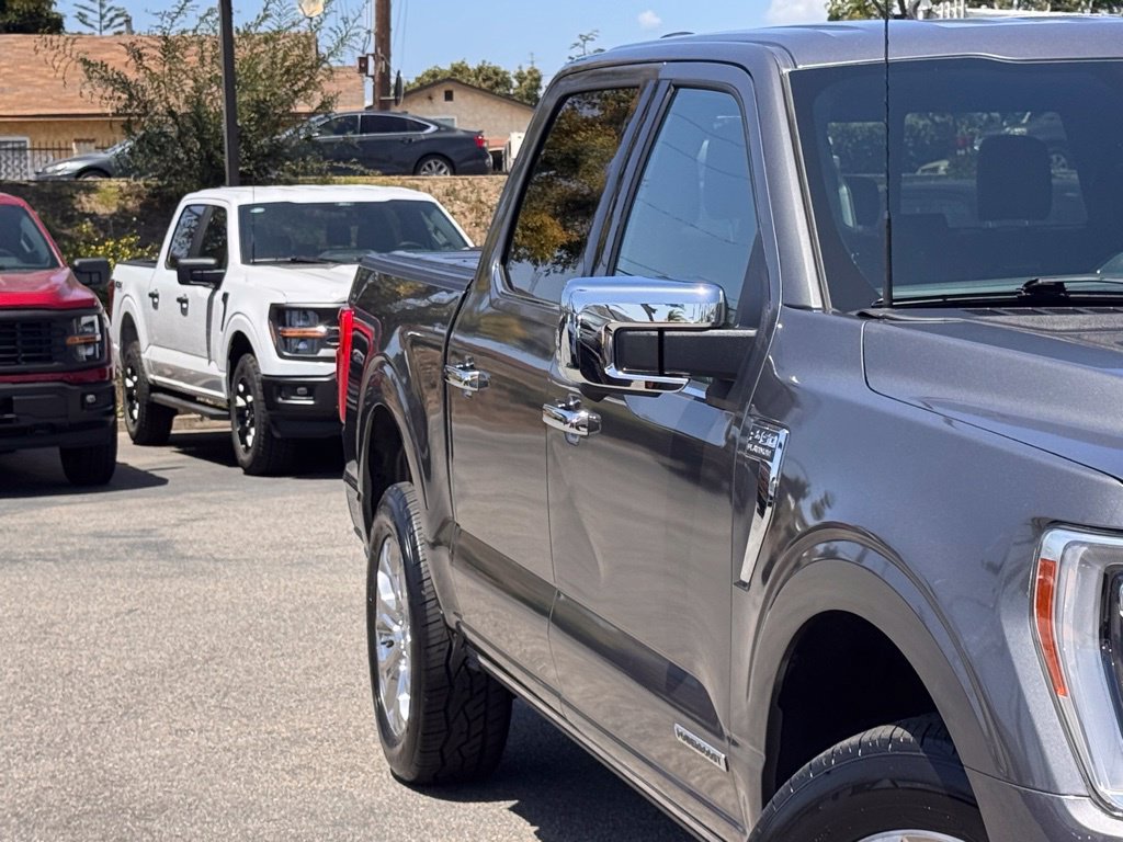 Certified 2023 Ford F150 Platinum w/ Trailer Tow Package AWD/4WD image 5