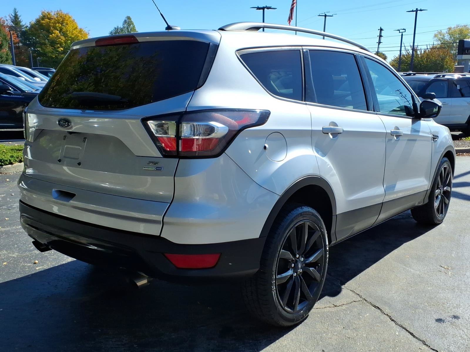 Certified 2017 Ford Escape SE w/ Equipment Group 201A AWD/4WD image 2