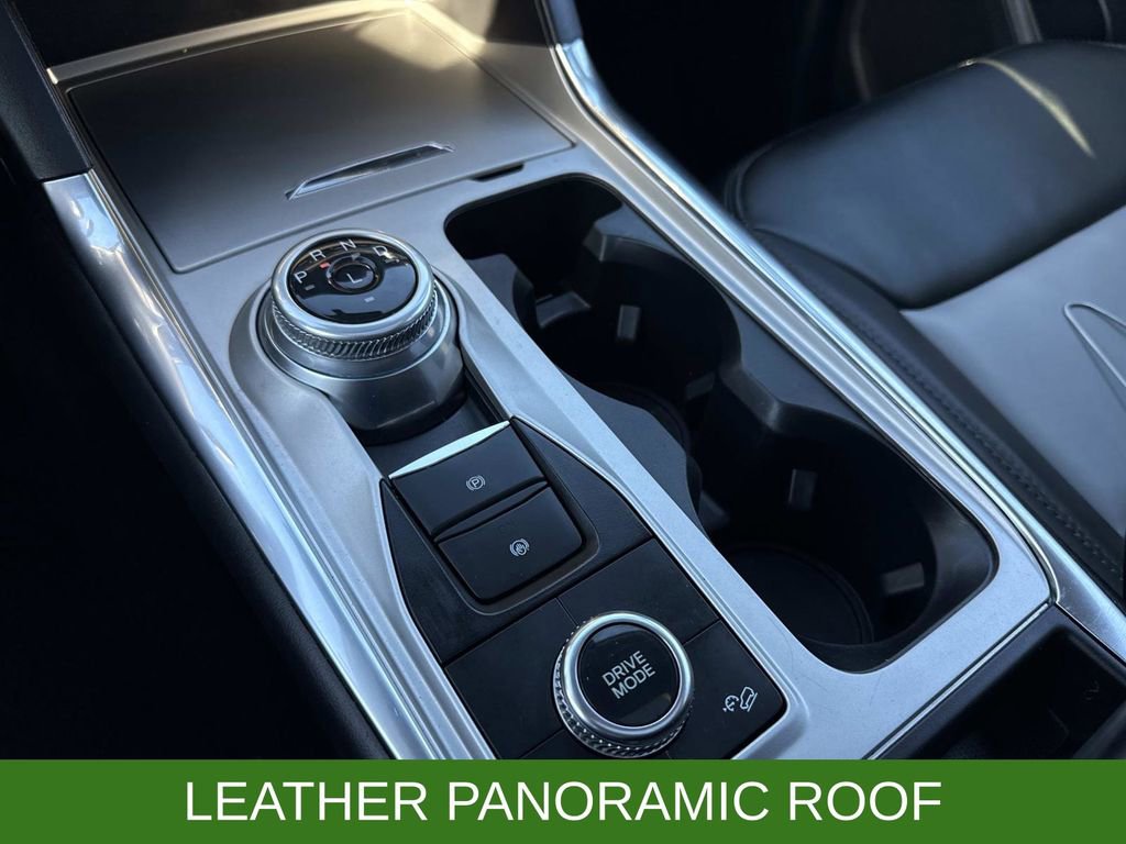 Certified 2022 Ford Explorer XLT w/ Equipment Group 202A image 28