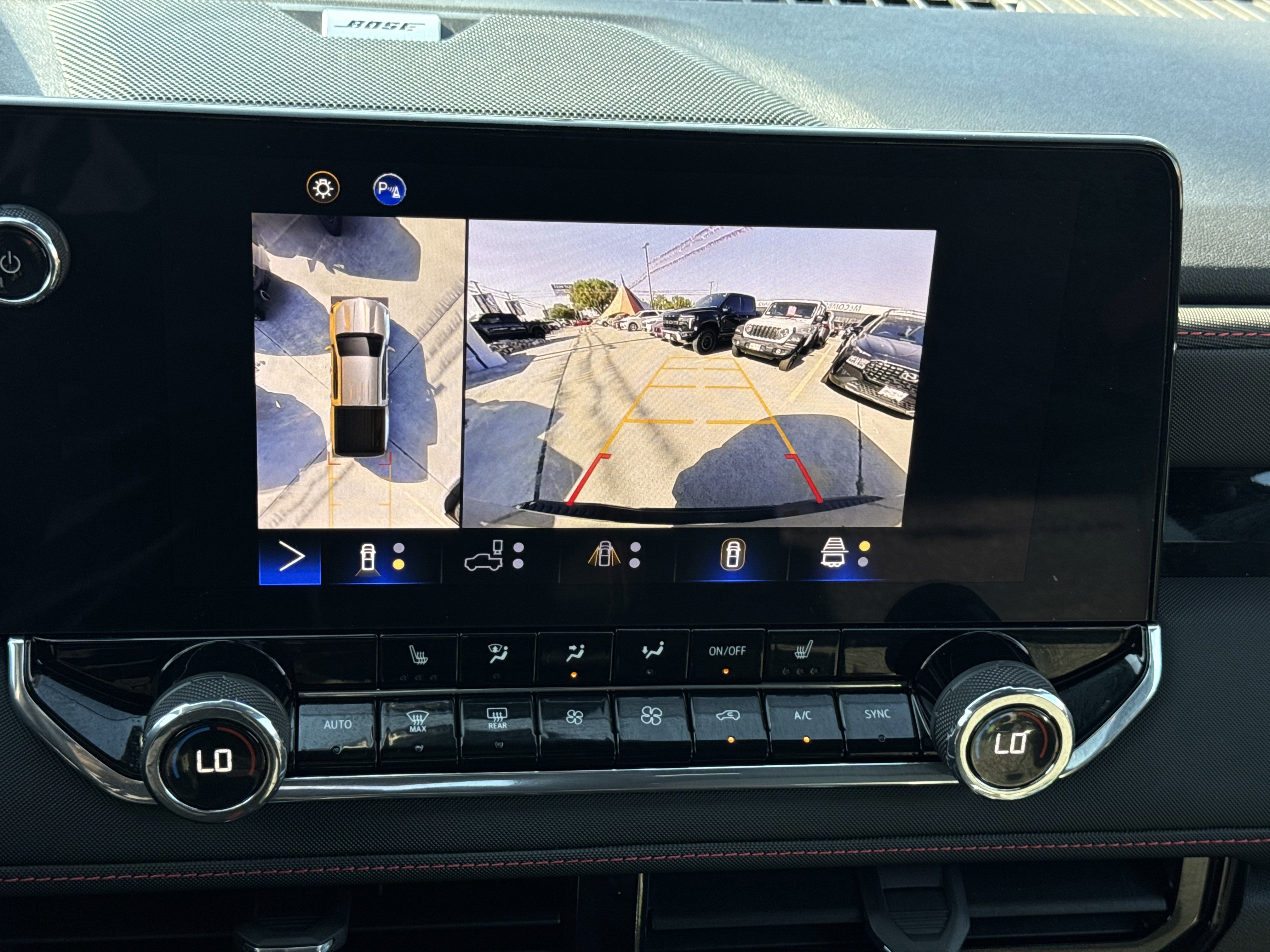 Used 2024 Chevrolet Colorado Z71 w/ Z71 Convenience Package 2 image 25