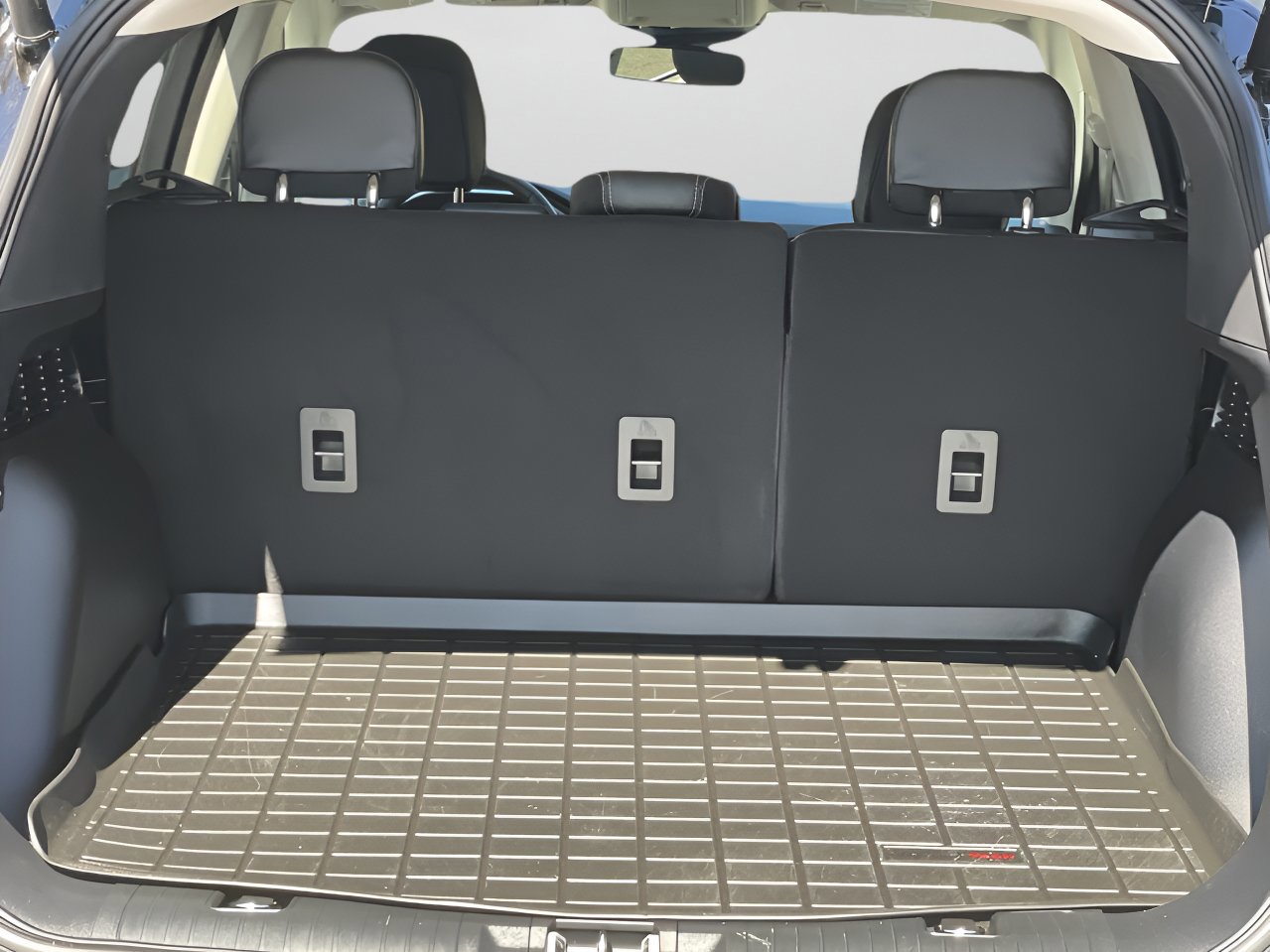 Certified 2022 Ford Escape Titanium image 7