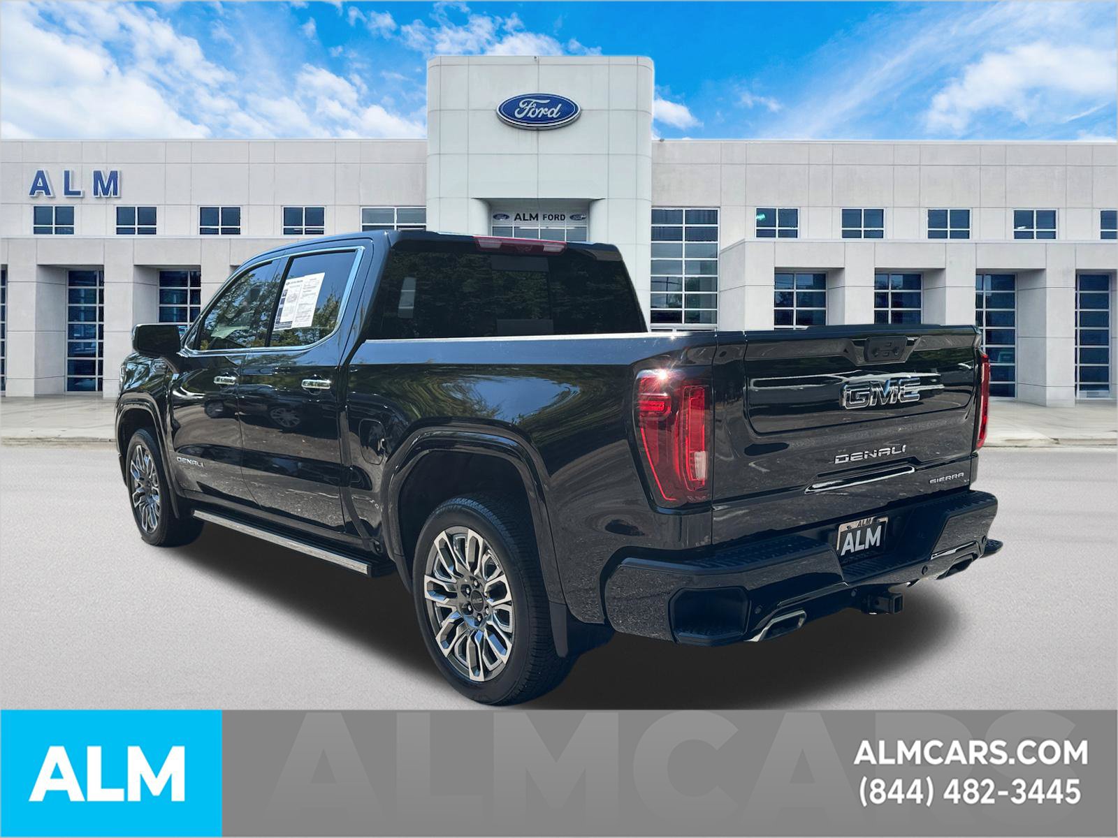 Used 2026 GMC Sierra 1500 Denali Ultimate AWD/4WD image 8