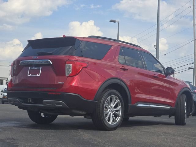 Certified 2020 Ford Explorer XLT w/ Equipment Group 202A AWD/4WD image 5