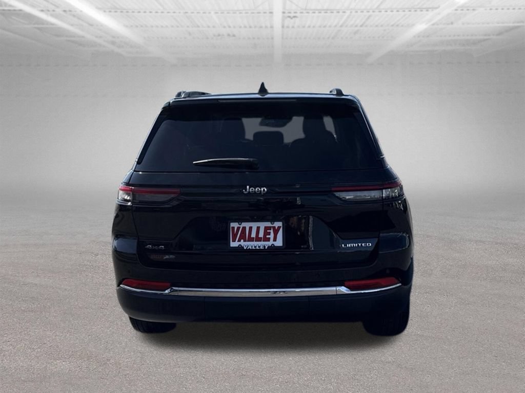 Used 2023 Jeep Grand Cherokee Limited AWD/4WD image 47
