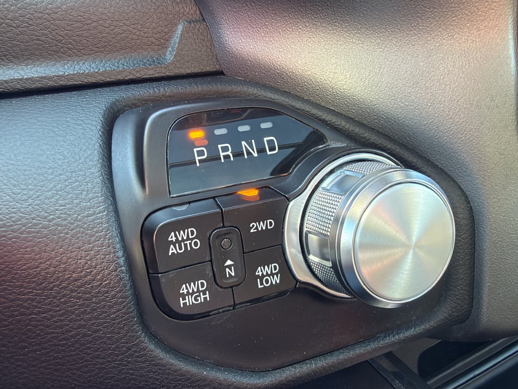 Used 2022 RAM 1500 Laramie AWD/4WD image 39