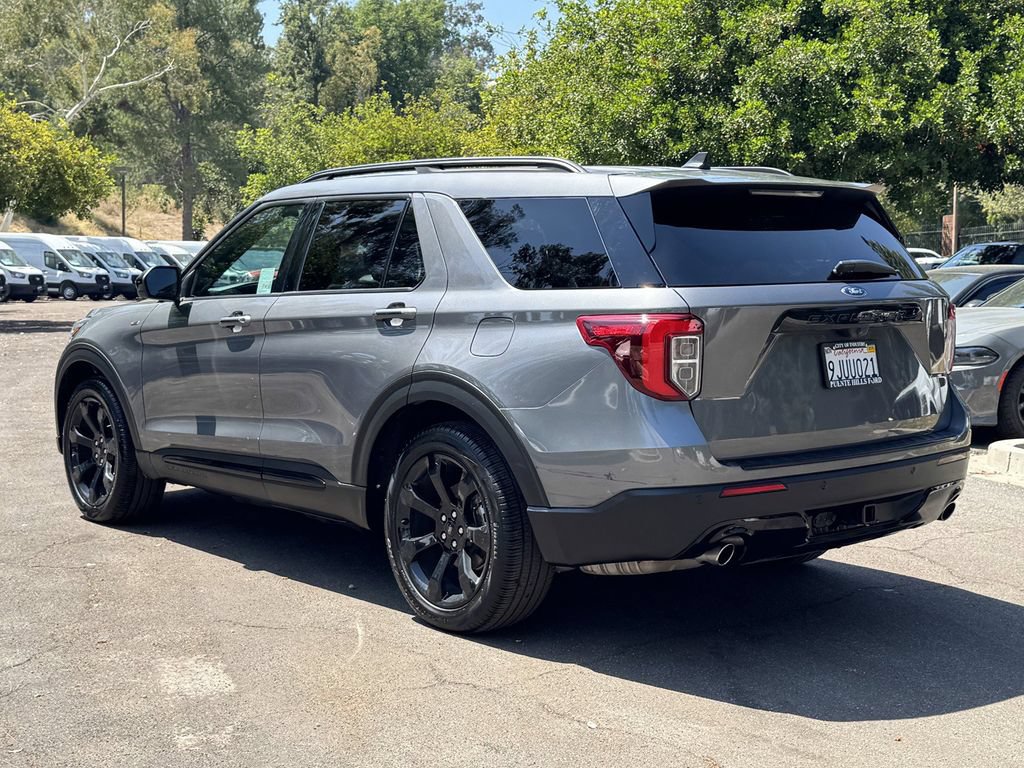 Certified 2023 Ford Explorer ST-Line w/ Class IV Trailer Tow Package RWD image 4