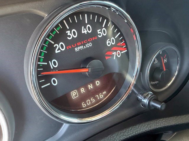 Used 2017 Jeep Wrangler Unlimited Rubicon AWD/4WD image 16