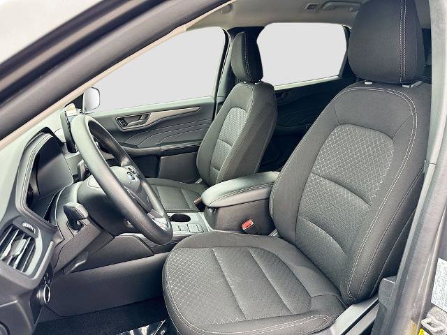 Certified 2025 Ford Escape Active AWD/4WD image 17