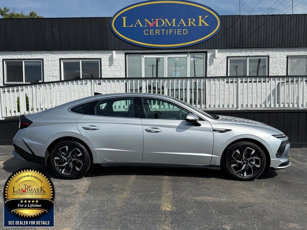 Used 2025 Hyundai Sonata SEL FWD image 4