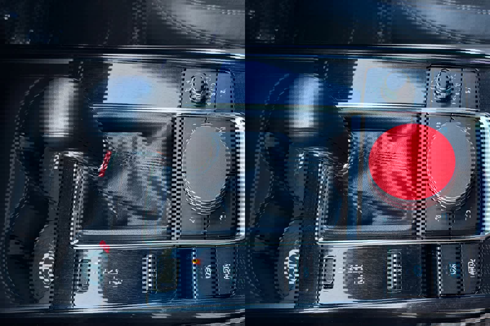 Used 2022 MAZDA CX-30 AWD 2.5 S w/ Premium Package image 21