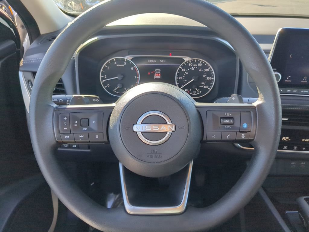 Used 2024 Nissan Rogue SV AWD/4WD image 31