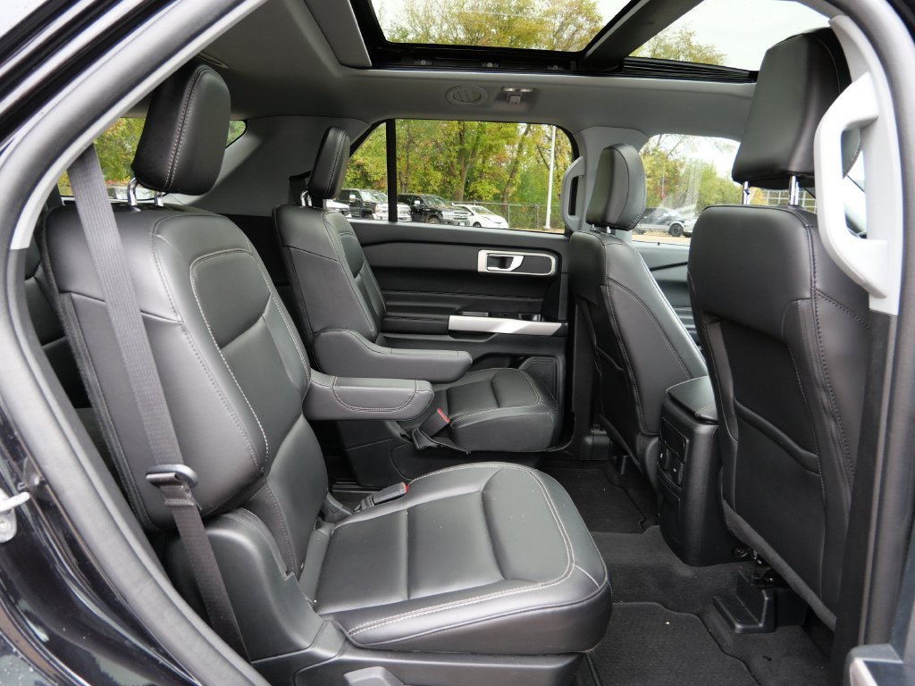Certified 2023 Ford Explorer XLT AWD/4WD image 14