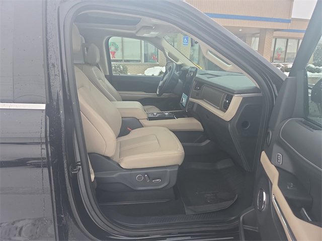 Certified 2023 Ford Expedition Limited image 19