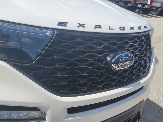 Certified 2020 Ford Explorer ST w/ ST Street Pack AWD/4WD image 13