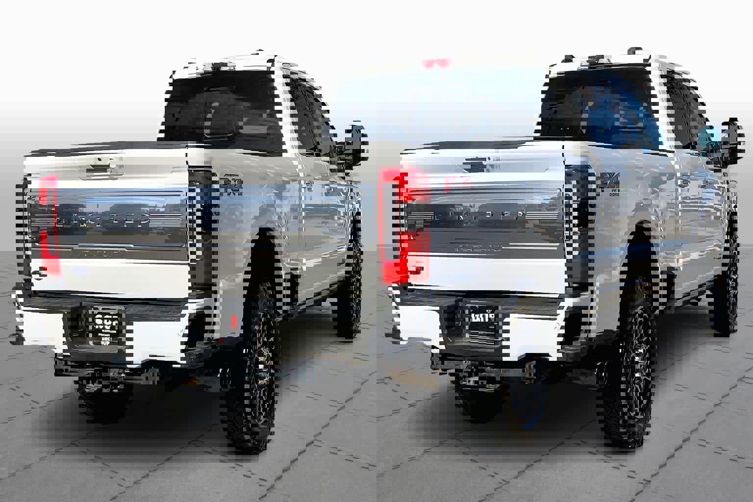 Certified 2024 Ford F250 Limited w/ FX4 Off-Road Package image 12