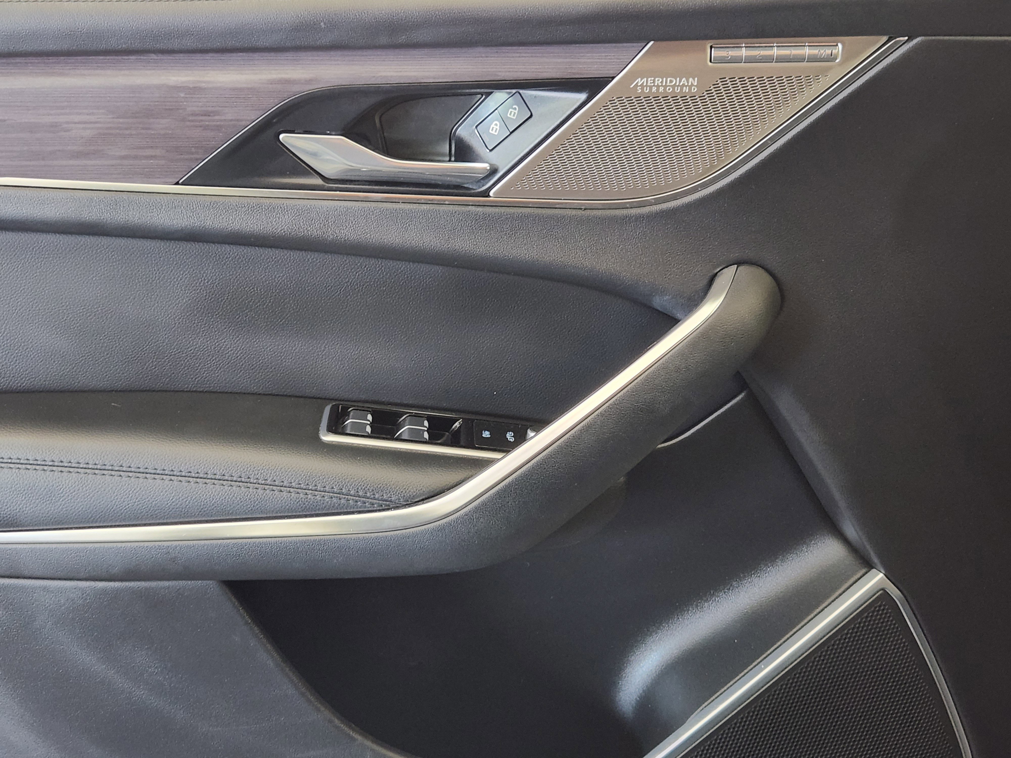 Used 2021 Jaguar F-PACE S image 23