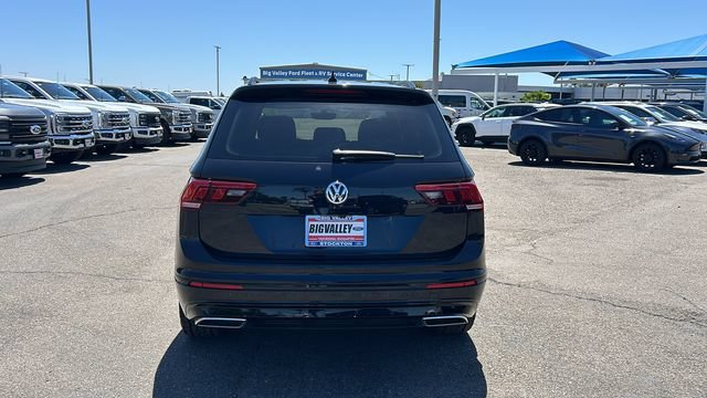 Used 2020 Volkswagen Tiguan SE R-Line FWD image 4