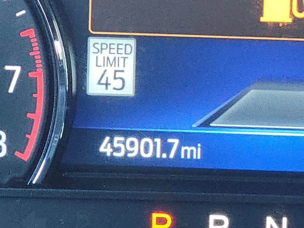 Certified 2023 Ford Explorer ST-Line w/ Class IV Trailer Tow Package image 35