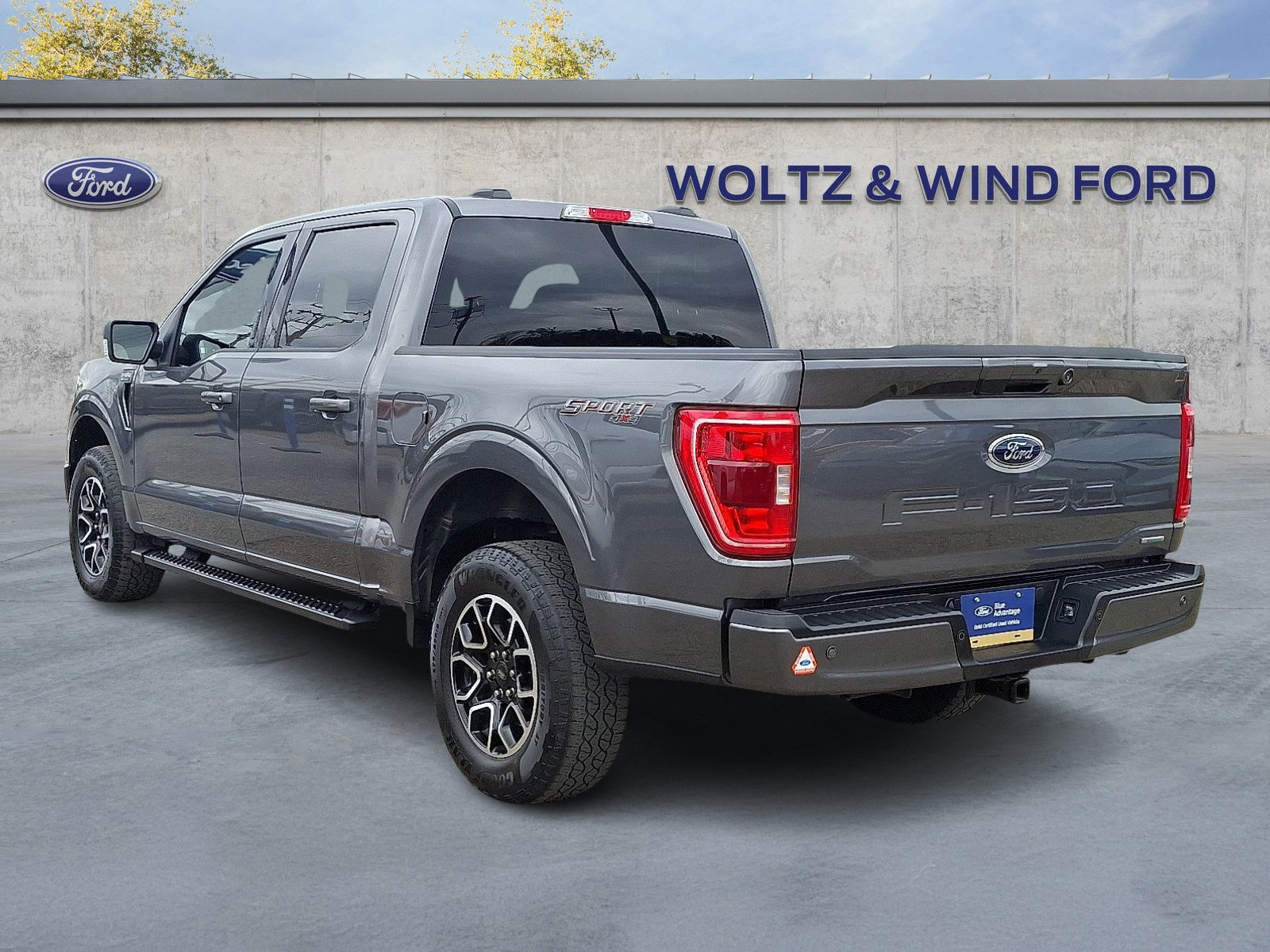 Certified 2022 Ford F150 XLT w/ Equipment Group 302A High image 5