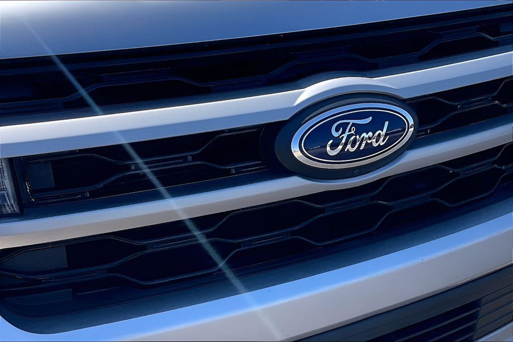 Certified 2022 Ford Expedition XLT RWD image 36
