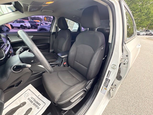 Used 2021 Kia Forte LXS FWD image 12